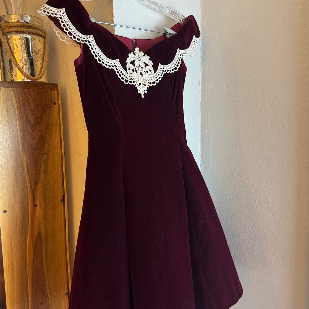 Jessica McClintock Vintage Red Velvet Valentine’s A Frame Dress